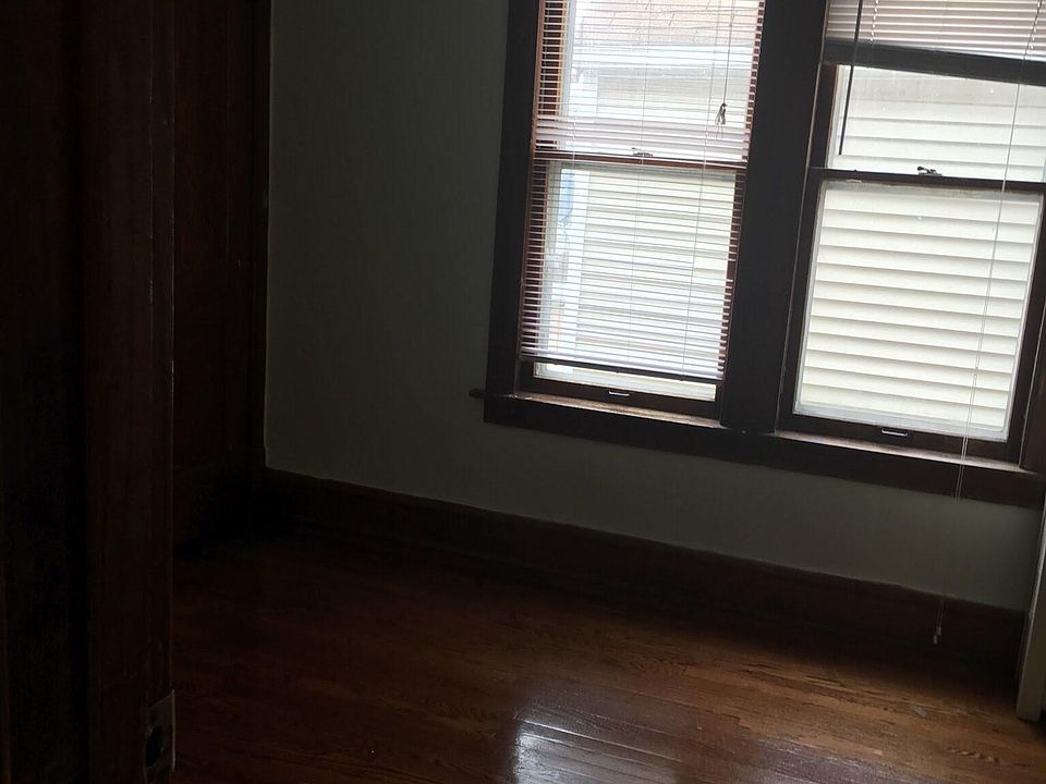 2nd image of 2504 N Linder Ave