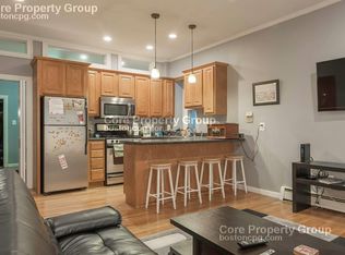 84 Prince St APT 4, Boston, MA 02113