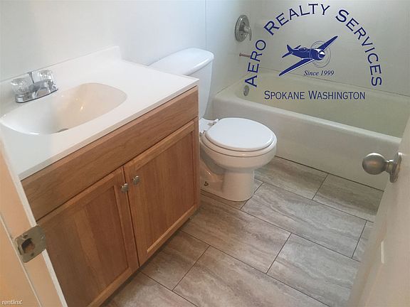 2917EMarshallBathroom