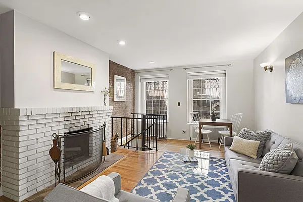 Sold by Compass | media 6