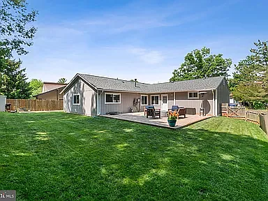 422 Avondale Dr — Photo 36