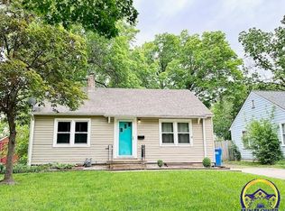 1923 SW Randolph Ave, Topeka, KS 66604