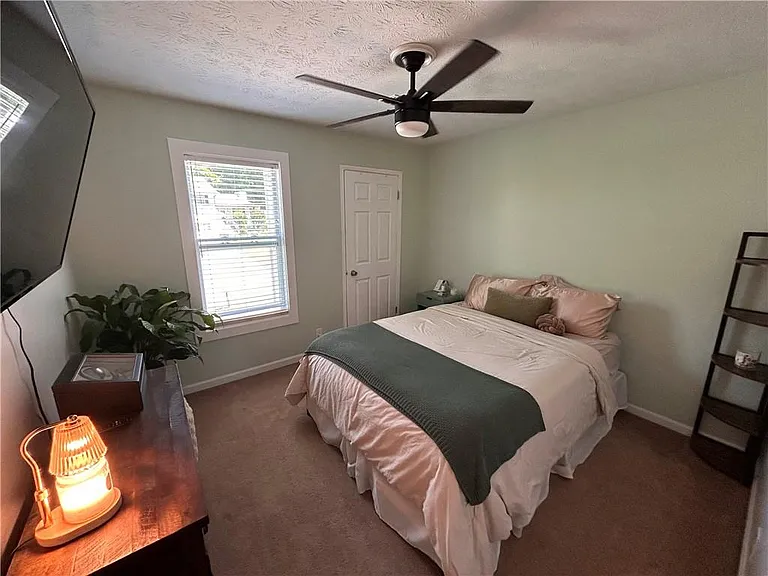 2134 Atkinson Ln — Photo 14