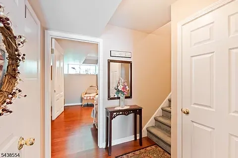 18 Kentworth Ct #18 — Photo 15
