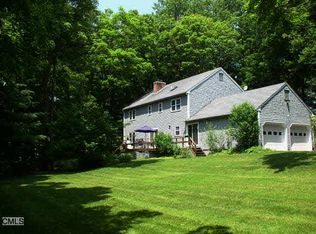 7 Centennial Dr, Danbury, CT 06811