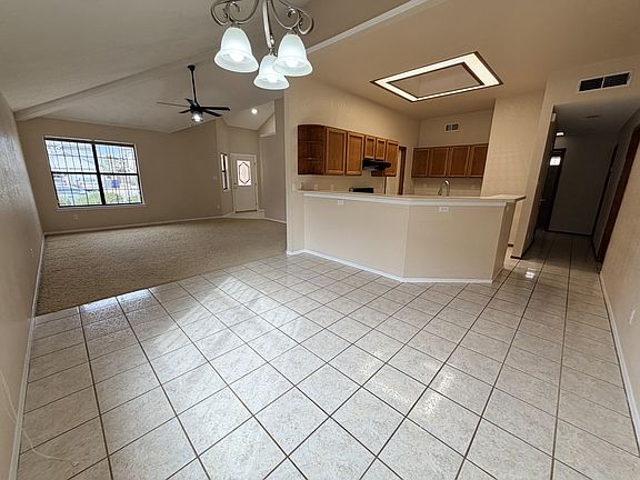 5th image of 1892 Lyman Dutton Cir