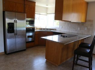 19548 Barclay Rd, Castro Valley, CA 94546