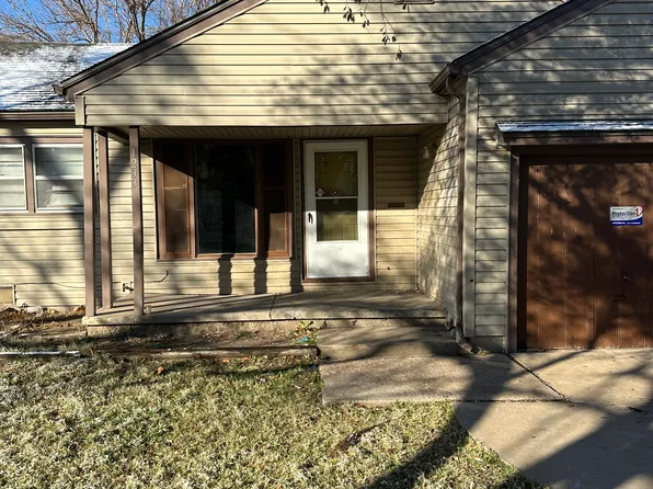 1233 N Pershing St, Wichita, KS 67208