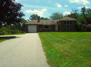 365 Rattlesnake Ledge Rd, Salem, CT 06420