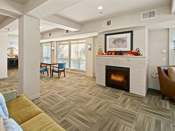 5th image of 9003 Vista West Dr APT 319