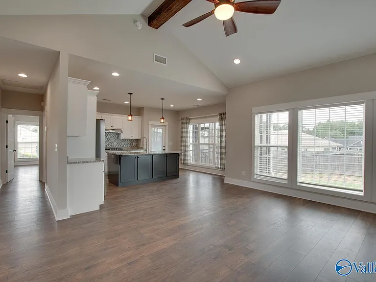 1837 Saddle Trace Ln — Photo 8