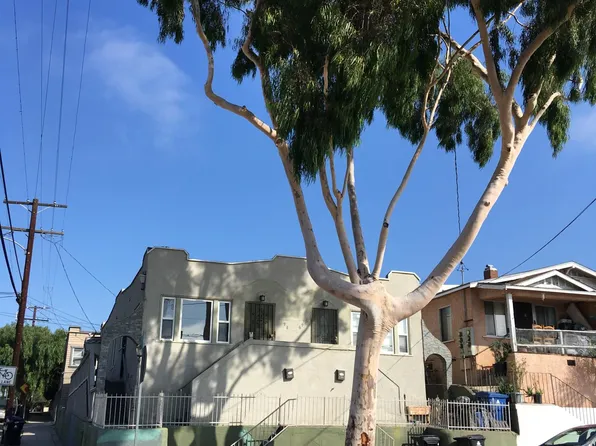 598 W 3rd St, San Pedro, CA 90731