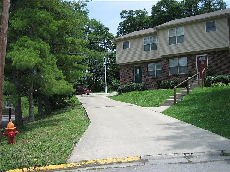 2nd image of 341 Carolina Ave