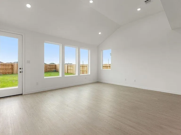 6411 Symphony Wave Dr — Photo 10