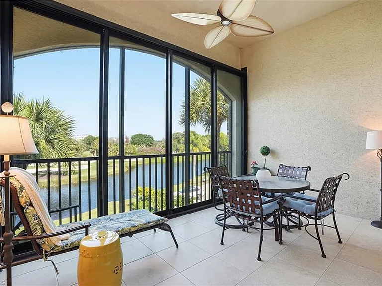 7048 Pelican Bay Blvd #C-302 — Photo 36