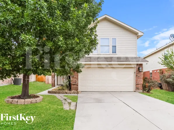 4545 Waterford Dr, Fort Worth, TX 76179
