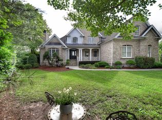 16 Red Maple Ct, Jonesborough, TN 37659