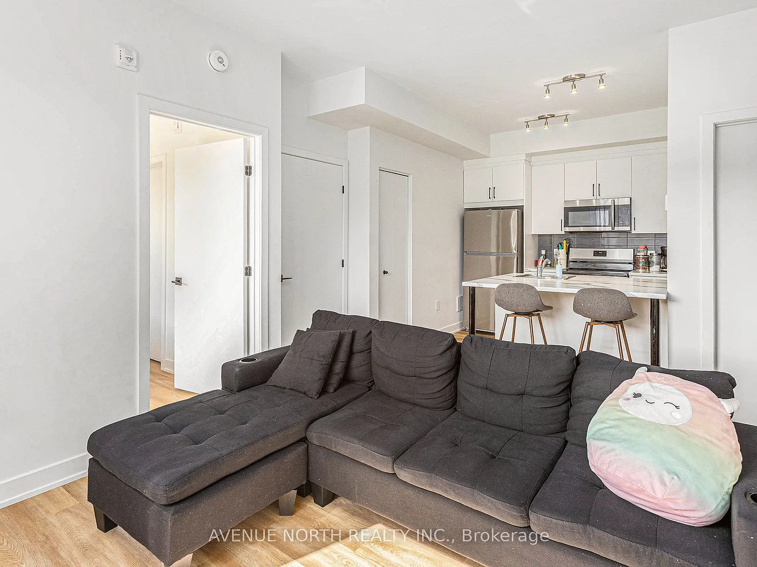 2 bed, $2,200 — Photo 3