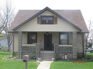 306 N Van Buren Ave, Fowler, IN