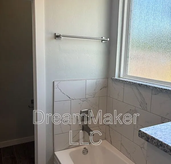 5381 Red Maple Ave — Photo 8