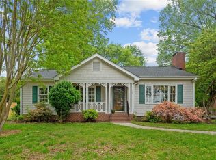 212 Knollwood Dr, Jamestown, NC 27282