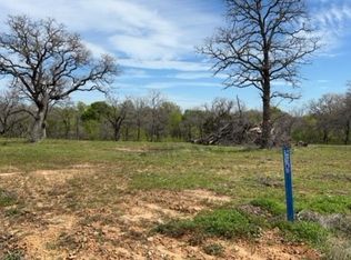 35 Lee Rd, Mineral Wells, TX 76067