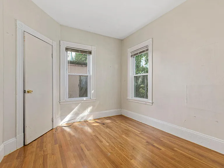 10 Pinckney Pl #1 — Photo 6