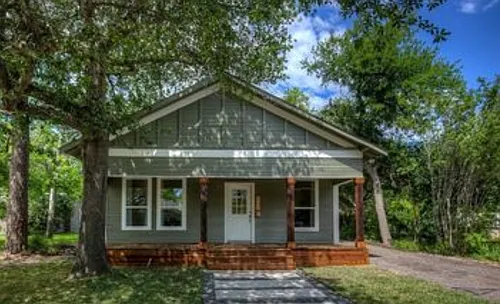 411 N Josephine St Photo 1