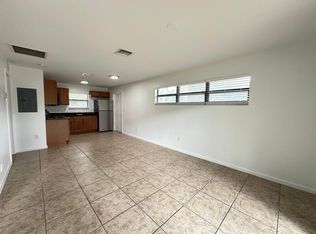 1045 NE 10th Ave, Fort Lauderdale, FL 33304