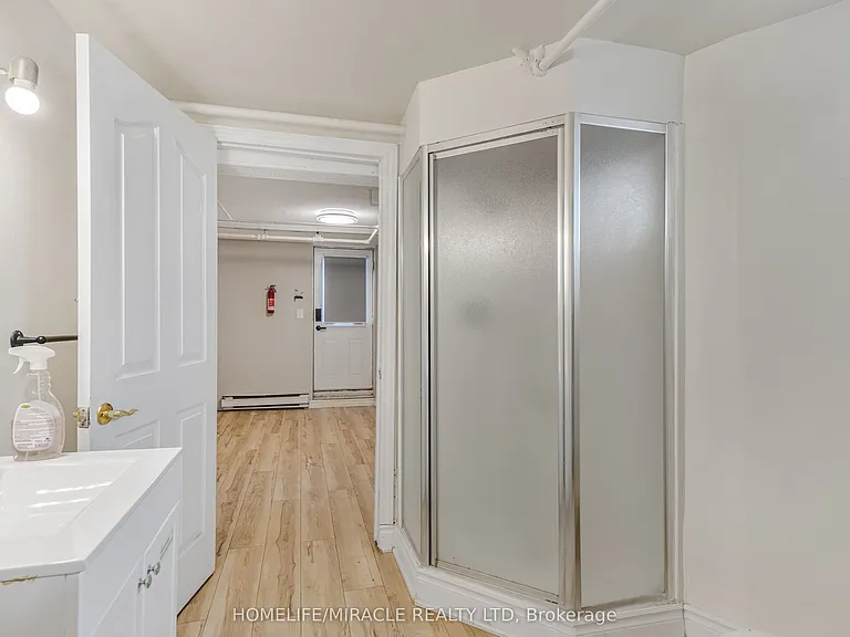 3318 Sinnicks Ave — Photo 38