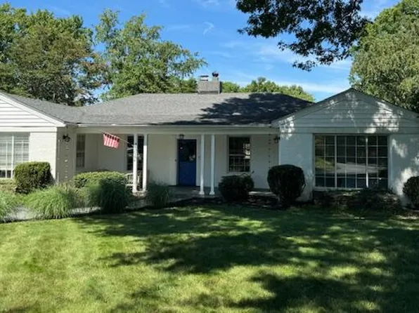 2312 Circle Dr SW, Roanoke, VA 24018
