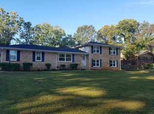 2696 Treadway Dr, Decatur, GA 30034