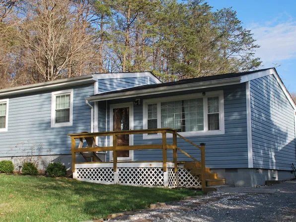 166 Coras Way, White Sulphur Springs, WV 24986