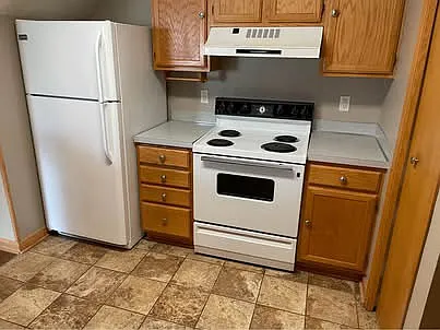 2 bed, 1080 sqft, $1,750 — Photo 3