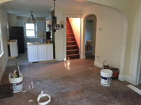 3rd image of 3433 Sheridan Ave N
