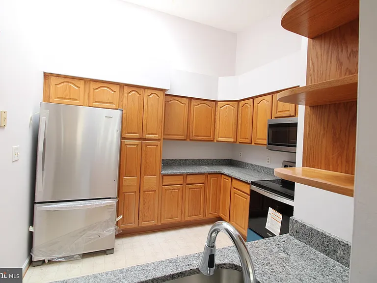 7509 Ashby Ln #N — Photo 4