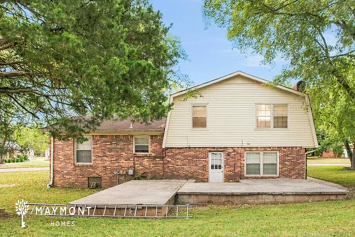4 bed, 3.0 bath, 1768 sqft, $1,595 — Photo 3