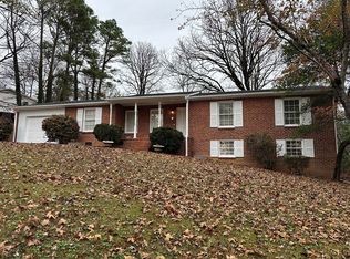 1222 Falling Star Ln, Alabaster, AL 35007