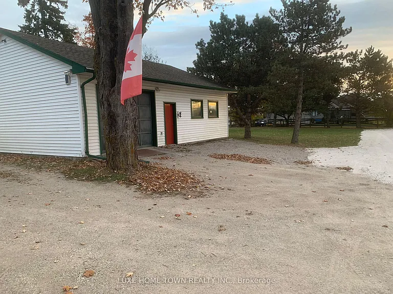 2445 Hespeler Rd — Photo 5