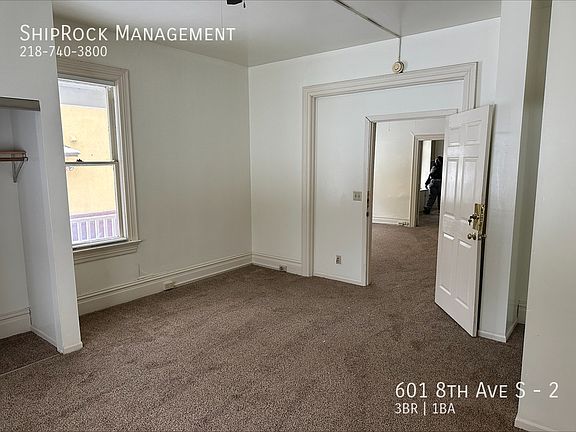 3rd image of 601 8th Ave S #2
