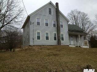 1900 Moscow Rd, Hubbardsville, NY 13355