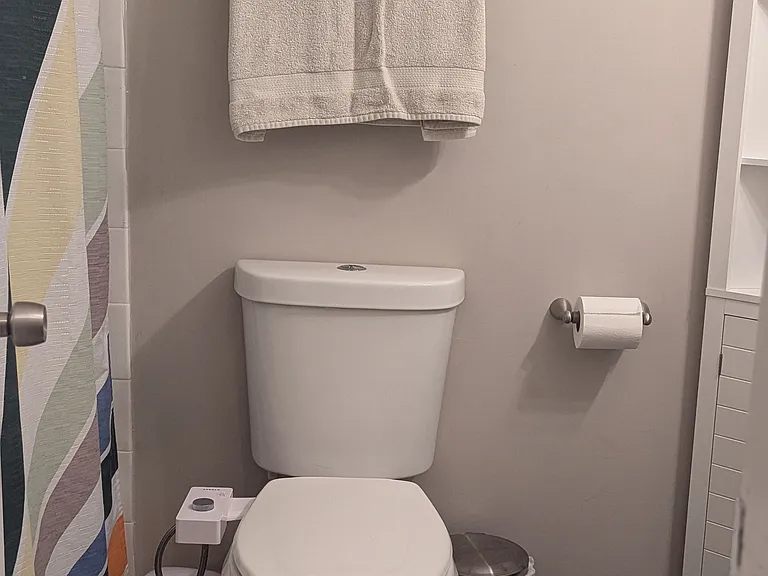 102 Forrest Ave — Photo 9