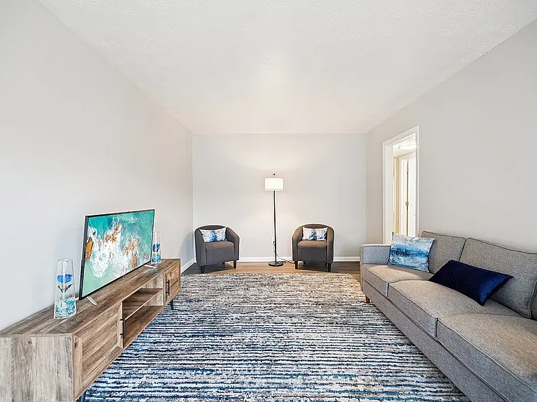 Summit Park Apartments — Photo 38