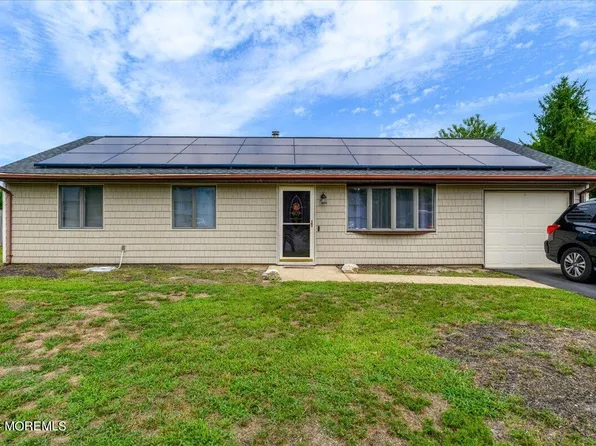 56 Georgetown Boulevard, Barnegat, NJ 08005