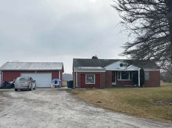 6639 Trumble Rd, Saint Clair, MI 48079