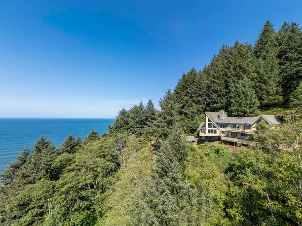 94515 Highway 101 S, Yachats, OR 97498