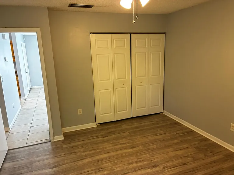 5219 Plymouth St — Photo 5