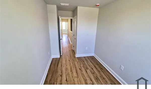 2629 Francis St — Photo 10