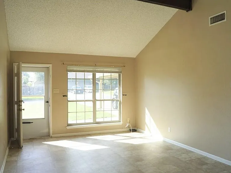 101 Stubblefield Dr #A — Photo 1