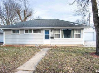 1117 W McDowell St, Chillicothe, IL 61523